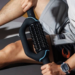 Masajeador de Percusión Rodante con Base Manos Libres Masajeador Corporal Eléctrico para Alivio de Cuerpo Completo, Tejido Profundo y Recuperación Muscular - Product Image 1