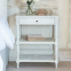 Giường ngủ khung gỗ chạm khắc cổ điển Pháp chất lượng cao, kích thước Queen/King, chất liệu mây và tre đan - Product Image 5