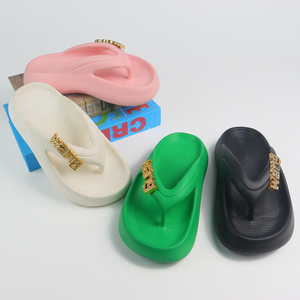 Nouvelles tongs de plage d'été de haute qualité, originales, couleur nude, pour femmes - Product Image 1