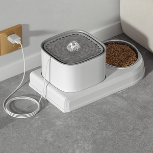 Bebedero Automático para Perros y Gatos con Diseño Sólido de Plástico Ecológico, Filtro Silencioso y Circulación de Agua Activa - Product Image 5