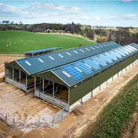 Conception de bâtiment préfabriqué moderne à faible coût pour l'élevage de bovins, structure en acier préfabriquée pour l'élevage laitier, abri pour moutons et chèvres