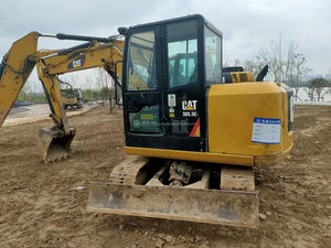 Mini-excavatrice hydraulique Caterpillar 305.5E2 d'occasion avec moteur et boîte de vitesses - Product Image 3