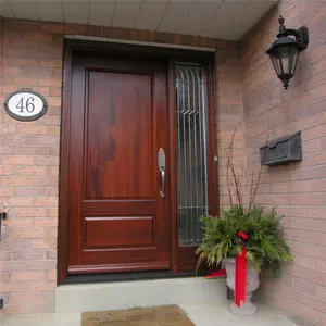 Puertas francesas arqueadas, puerta exterior de diseño de madera maciza con inserción de hierro forjado