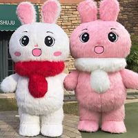 Les fabricants fournissent des vêtements de poupée de dessins animés humanoïdes gonflables en peluche poupées personnes portent des vêtements de scène d'activité