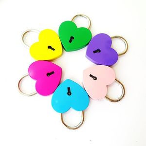 高品质彩色紧凑型心形锁挂锁彩色耐用心形挂锁 - Product Image 3