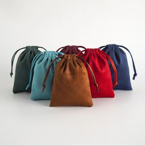 Pochettes en velours rose personnalisées, élégantes, petites, pour le rangement de bijoux, sacs de voyage, organisateurs pour boucles d'oreilles et emballages de bijoux - Product Image 4