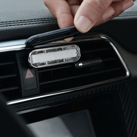 Diffuseur de parfum de luxe pour voiture, accessoires automobiles, clip de ventilation, désodorisant pour voiture, pour un parfum rafraîchissant, emballage en boîte, marque privée, OEM