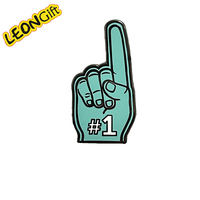 Leon Cadeau en métal Épingle en métal émaillée en gros Fabricant d'épingles en émail personnalisées Anime en vrac Épinglette en émail dur avec logo
