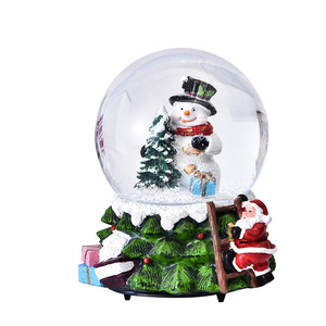 Palla <span class=keywords><strong>di</strong></span> <span class=keywords><strong>Neve</strong></span> con Babbo Natale e <span class=keywords><strong>Fiocchi</strong></span> <span class=keywords><strong>di</strong></span> <span class=keywords><strong>Neve</strong></span>, Carillon, Luci e Ornamenti in Resina, Decorazione Natalizia per Albero, Artigianale in Vetro - Product Image 5
