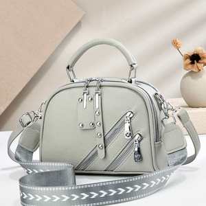Personalized Women's Bag 2026 New Fashion Travel Shoulder Handbag Crossbody Bag <b>Retro</b> Practical Handbag - Product Image 1