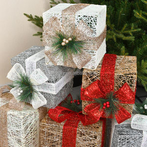 Ornamen Pohon Natal Klasik dari Besi Tempa Buatan Tangan, Figur Pajangan Bercahaya Bertenaga Baterai, Dekorasi Jendela Natal yang Meriah - Product Image 4