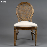 Chaise Louis de luxe française en rotin, élégante chaise de banquet pour mariage, hôtel et décoration d'événements (vente en gros)