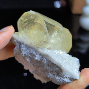 Spécimen minéral de pierre de calcite brute de pierre précieuse naturelle pour la guérison et la décoration Hubei Calcite Craft Crystal Crafts Product - Product Image 5