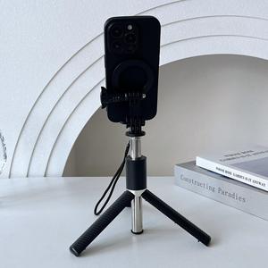 Support de téléphone magnétique portable Selfie Stick avec trépied de caméra télécommandé <span class=keywords><strong>Bluetooth</strong></span> adapté à <span class=keywords><strong>Iphone</strong></span> et Android - Product Image 5