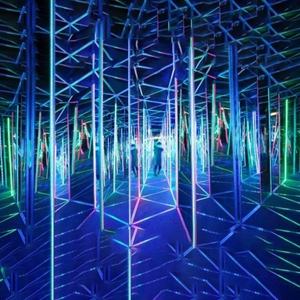 Accessoires interactifs géant étonnant labyrinthe de miroir de labyrinthe de cristal avec lumière à vendre - Product Image 4