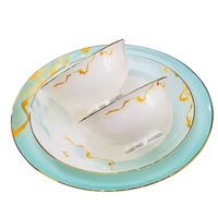Service de Table de Luxe en Porcelaine Fine 60 Pièces Style Chinois avec Bord Doré et Motif Nuage Coloré pour Hôtels Swan