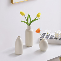 Vase à fleurs en porcelaine émaillée mate style crème nordique simple ARM LVG, fait main, en céramique, pour décoration intérieure, mini-conteneur floral pour mariage
