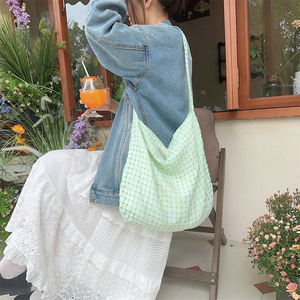 Sac bandoulière en toile ajouré à motif écossais, nouvelle collection été, couleur bonbon fraîche, vente en gros - Product Image 1