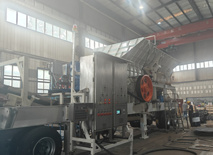 Frantoio a Doppio Rullo Mobile TIANKE per Estrazione del Carbone con Controllo PLC, Motore AC, Capacità 2000 Tph per Cave di Pietra in Cina - Product Image 5