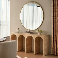 Table console moderne de luxe en travertin beige sur mesure pour bar à domicile, salon, villa et hôtel, avec plateau en marbre