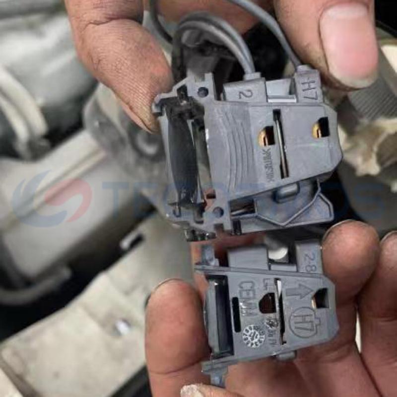 Car Connector For ford For Land Rover dedicated smaller size 2pin CT2-0346M-12