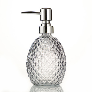 Set de Viaje con Dispensador Tipo Rombo de Gran Capacidad, con Champú, Gel de Ducha, Desinfectante de Manos y Detergente para Ropa - Product Image 5