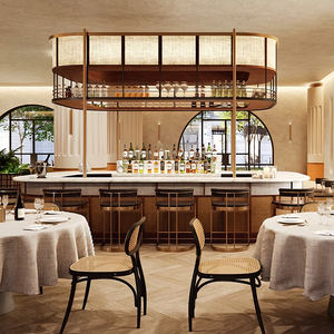 Balcão Curvo de Luxo Retrô com Estrutura de Metal Latão e Prateleiras de Madeira, Estilo Boutique de Alta Qualidade com Faixas de LED - Product Image 3