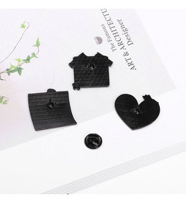 Spille Personalizzate in Metallo, <span class=keywords><strong>Badge</strong></span> con Logo Originale, Etichetta con Lettere, Spilla Cartoon, Slogan Ispirazionale e Positivo, Spilla in Lega di Zinco a Forma di Cavallo Spaventoso - Product Image 2