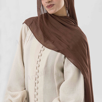 Ensemble Abaya Style Modeste Personnalisé Blanc Ivoire, Robe Musulmane 2 Pièces à Manches Longues avec Boutons sur le Devant, Tissu Froissé, Hijab, Commande en Gros pour Mariage