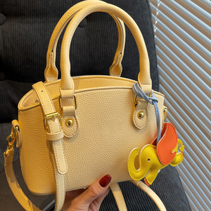 2024 New Arrival Trendy Niche Design <b>Women's</b> Crossbody <b>Bag</b> Versatile Handbag - Product Image 4
