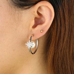 Promozione scintillante moda donna gioielli micro pavé cz starburst perla huggie <span class=keywords><strong>cerchio</strong></span> orecchino - Product Image 2