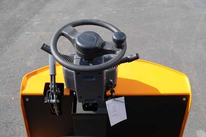 Tractor de Arrastre de Marca China en Oferta, Adaptable a Diferentes Condiciones de Trabajo, para Taller - Product Image 5