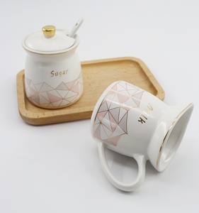 Ensemble de pots à <span class=keywords><strong>lait</strong></span>, <span class=keywords><strong>sucrier</strong></span> <span class=keywords><strong>et</strong></span> crémier de luxe en céramique - Product Image 4