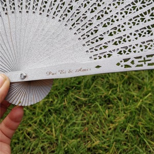 Ventaglio Pieghevole in Legno di Bambù, Souvenir per Matrimoni, Regalo Promozionale Pubblicitario - Product Image 6