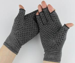 Benutzer definiertes Logo Anti-Rutsch-Fitness Halb <span class=keywords><strong>finger</strong></span> handschuhe Kupfer Nylon <span class=keywords><strong>Finger</strong></span> lose Arthritis Handschuhe Kompression - Product Image 3