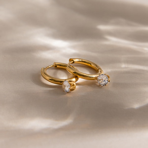 Pendientes de Aro Redondos de Acero Inoxidable 18K con Circonia, Engaste de Garra, para Uso Diario - Product Image 4