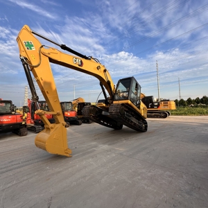 รถขุดตีนตะขาบ Caterpillar 315D2 GC มือสองจากญี่ปุ่น น้ำหนัก 15 ตัน ระบบไฮดรอลิก เครื่องยนต์ C4.4 ACERT บุ้งกี๋ขนาด 0.65 ลูกบาศก์เมตร เหมาะสำหรับงานเทศบาล - Product Image 3