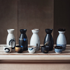 Juego de Decantador y Tazas de Cerámica Vintage Estilo Japonés para Sake y <span class=keywords><strong>Umeshu</strong></span>, para Uso en Casa, Bar o Restaurante, Regalo para Servir Licores - Product Image 2
