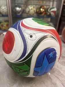 Pallone da <span class=keywords><strong>calcio</strong></span> professionale 2026 mondo <span class=keywords><strong>calcio</strong></span> addensato in PU di dimensioni termiche 3-4-5 Logo OEM personalizzato per l'allenamento di gara - Product Image 5