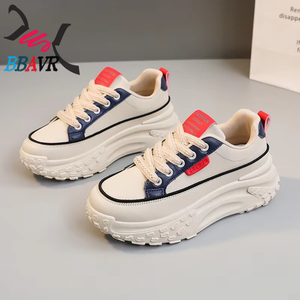 Chaussures de tennis pour femmes à plateforme épaisse, style hiver, semelle épaisse, chaussures de marche pour femmes, nouveaux modèles - Product Image 3
