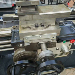 Torno de Precisión Horizontal Manual de Metal Convencional de Buena Calidad CA6250B para Uso General en Fábrica - Product Image 4