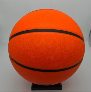 <span class=keywords><strong>Basket</strong></span>-ball lumineux à LED rechargeable de taille 7 pour adultes <span class=keywords><strong>basket</strong></span>-ball en caoutchouc brillant lumineux imprimé de logo personnalisé qui brille dans le noir - Product Image 5