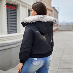 Abrigo de plumón de <span class=keywords><strong>pato</strong></span> ligero Abrigo de plumón acolchado de Invierno para mujer Abrigo de plumón acolchado - Product Image 3