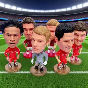 Vente en gros 2025 de figurines de football en résine personnalisées, <span class=keywords><strong>Messi</strong></span>, Ronaldo, Beckham, figurines de football pour tableau de bord, figurines de football pour voiture - Product Image 3
