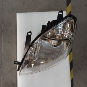 Pezzi di ricambio per carrozzeria faro <span class=keywords><strong>anteriore</strong></span> lampada frontale per <span class=keywords><strong>FORD</strong></span> <span class=keywords><strong>FIESTA</strong></span> 2004 2005 2006 2007 - Product Image 3