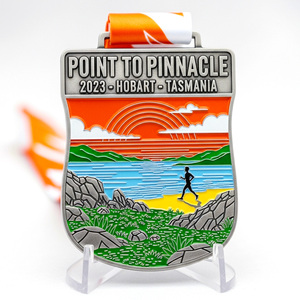 Medalla de Finalista Point to Pinnacle Hobart Tasmania, <span class=keywords><strong>Escudo</strong></span> con Relieve de Montaña Costera, Cinta Naranja y Blanca para Carreras de Trail Australianas - Product Image 1