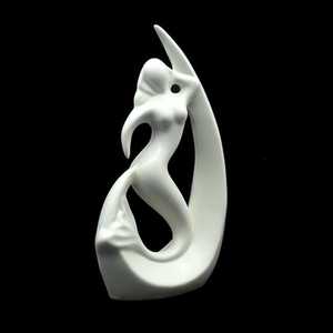 ประติมากรรมเซรามิกสีขาวสไตล์โมเดิร์นแบบนามธรรม แรงบันดาลใจจากรูปร่างผู้หญิงที่สง่างาม โค้งมนอย่างมีศิลปะ ตกแต่งอย่างมีศิลปะ - Product Image 2