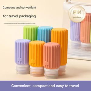 Ensemble de flacons de voyage en silicone, contenants portables rechargeables pour le shampoing, la lotion, les cosmétiques et le rangement des articles de toilette - Product Image 4