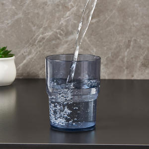 ที่วางแก้วติดผนังแบบใสสำหรับแปรงสีฟันและน้ำยาบ้วนปาก ที่จัดระเบียบห้องน้ำพลาสติกพร้อมแก้วสามสี - Product Image 2