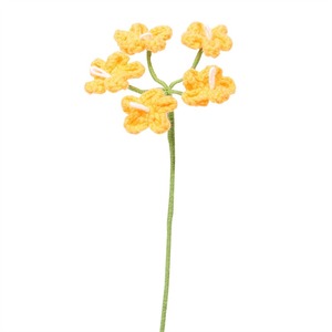 Ramo de flores simuladas tejido a mano con hilo terminado, hecho a crochet, decoración para el hogar, regalo, flor hecha a mano. - Product Image 5